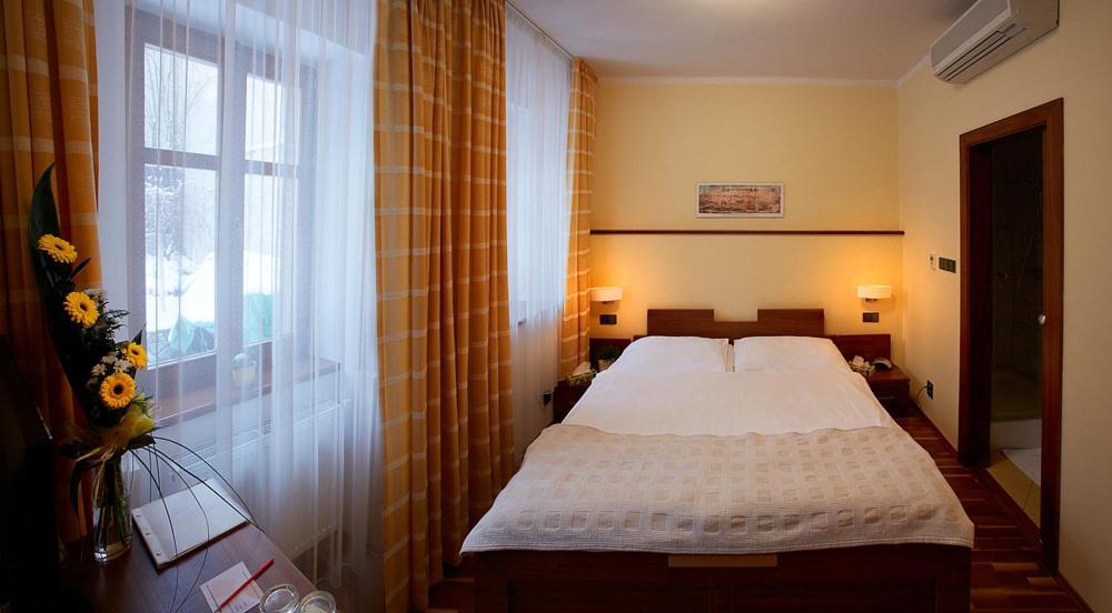 Hotel Penzion Na Hrade Olomouc Phòng bức ảnh